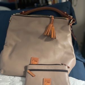 Leather tote